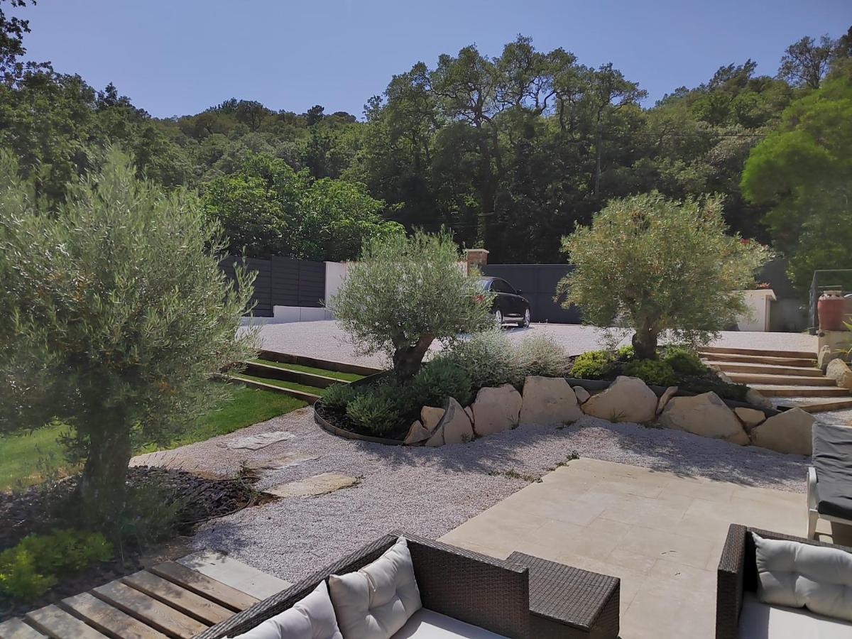 Villa Les Trois J Гримо Экстерьер фото