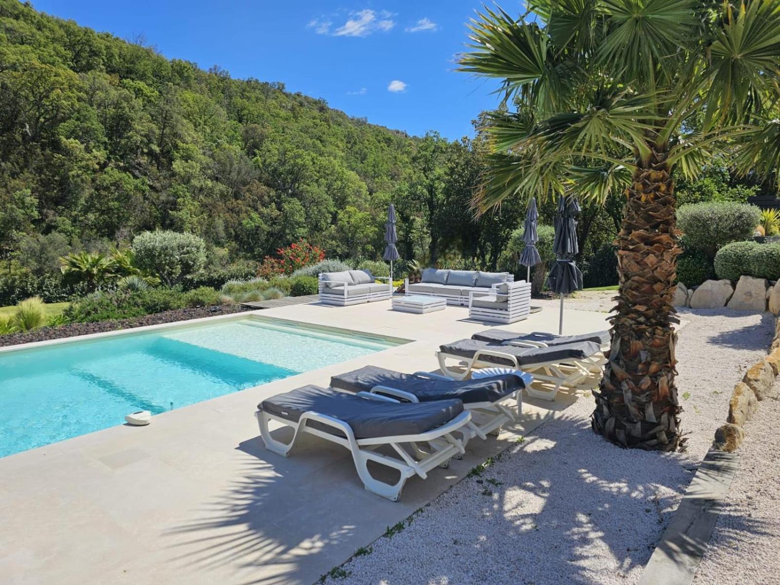 Villa Les Trois J Гримо Экстерьер фото